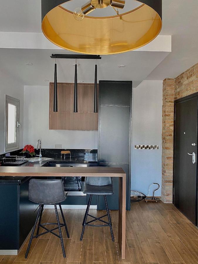 Pearl City View Apartment Пафос Экстерьер фото